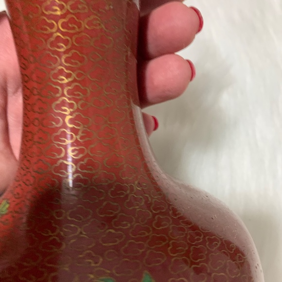 Vintage Chinese Cloisonne Enamel Vase with Floral and Leaf Motifs - Picture 3 of 14